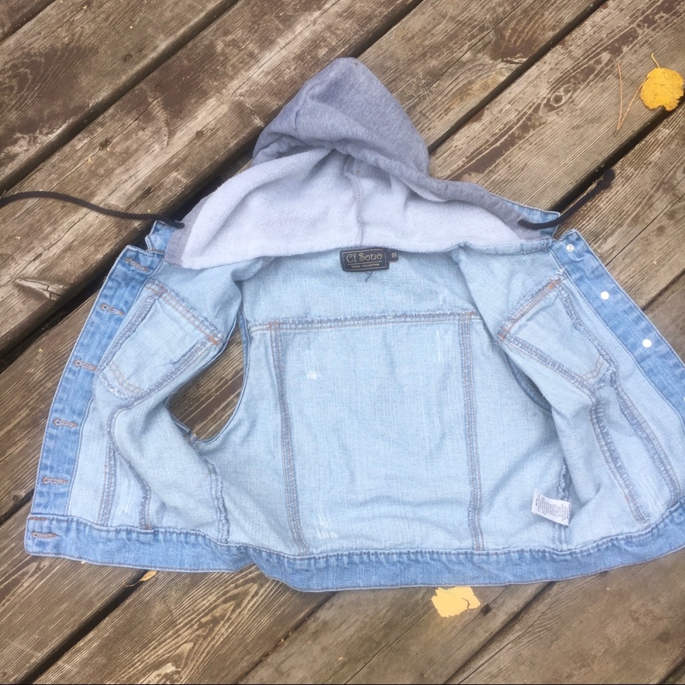 Ci Sono Distressed Hooded Vest - Picture 4 of 7